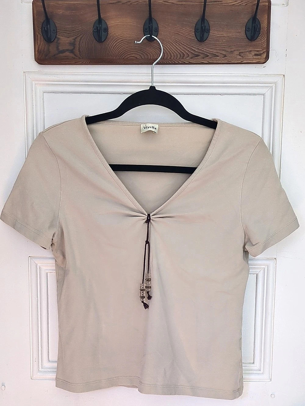 Viyella Short Sleeve Tie Front Top in Beige Size Medium Like New